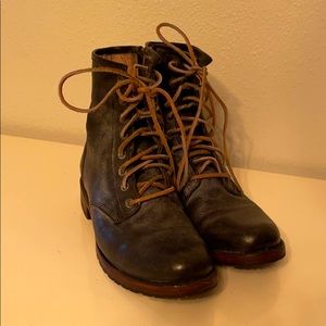 Freebies Chute Sz. 9 🦅